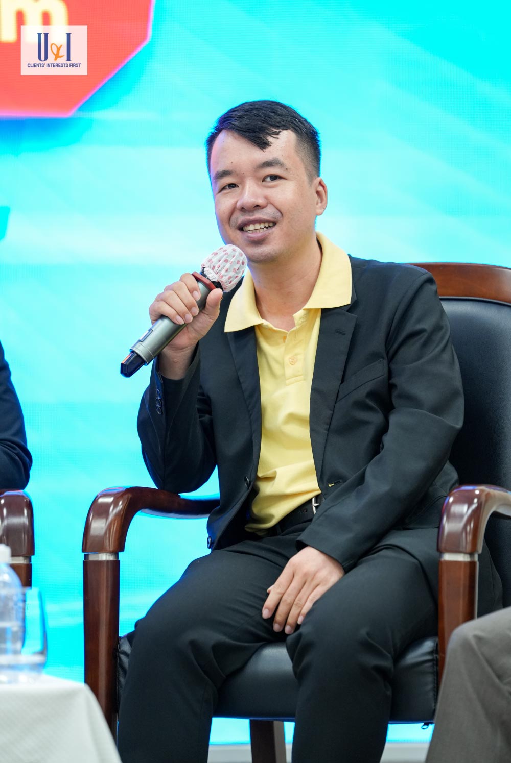 Ông Trần Duy Khiêm cùng những chia sẻ vô cùng thiết thực tại Hội thảo “Cơ hội việc làm ngành Logistics & Quản lý chuỗi cung ứng thời 4.0” 