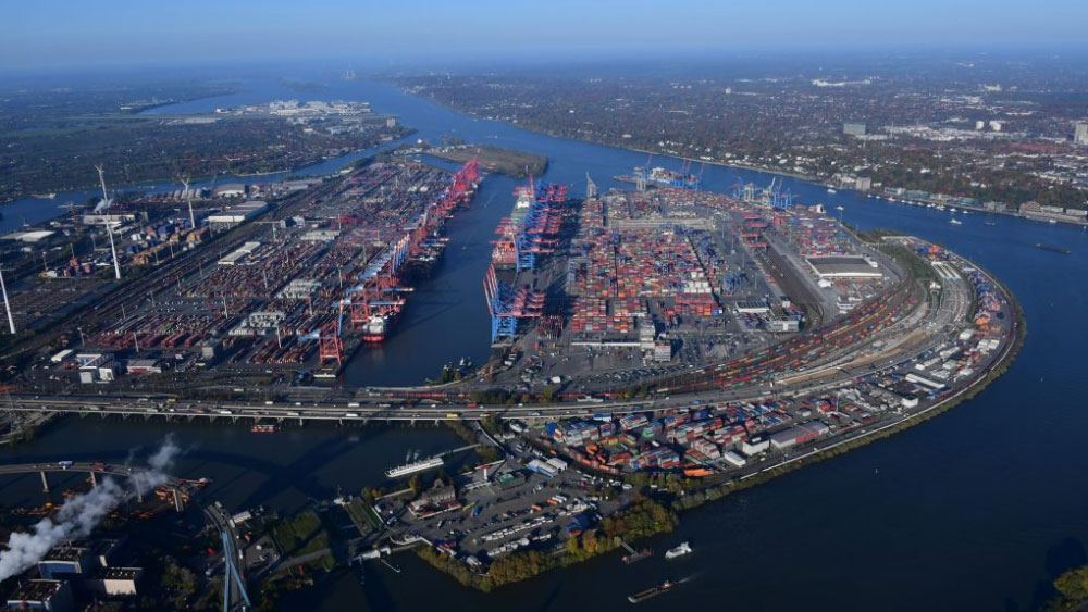 Port of Hamburg sees container volume fall in 2022