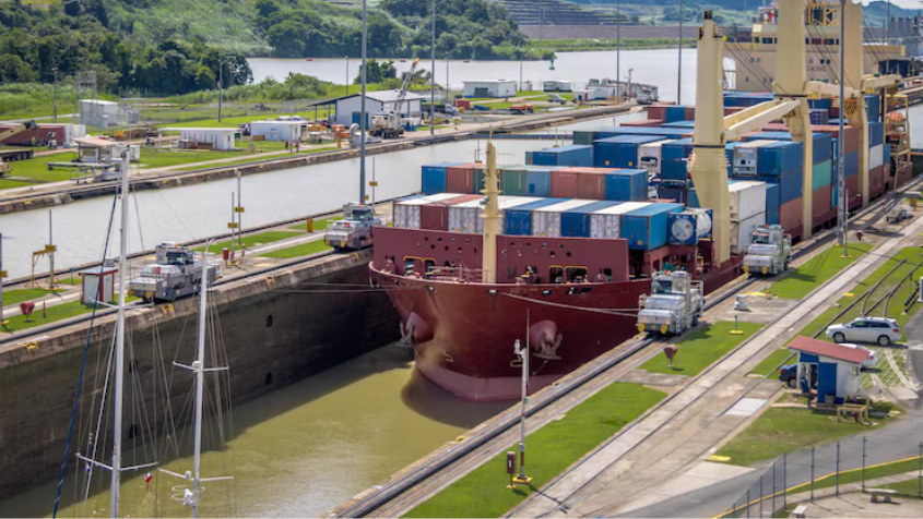 Vận chuyển hàng hóa qua Kênh đào Panama duy trì ổn định dù khó khăn do hạn chế mớn nước